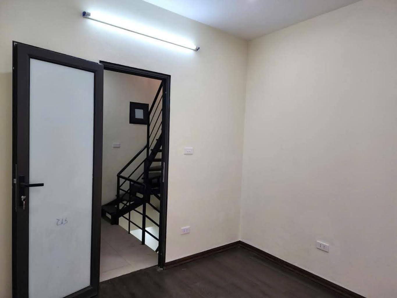 BÁN NHÀ 4 TẦNG, 3 PN - PHỐ VỌNG, HAI BÀ TRƯNG - GIÁ 4 TỶ - VỊ TRÍ VÀNG - Ảnh 4